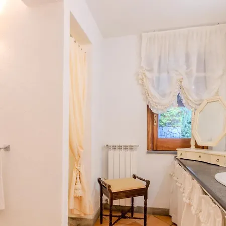 Bambu' 9&2, Emma 马拉泰亚