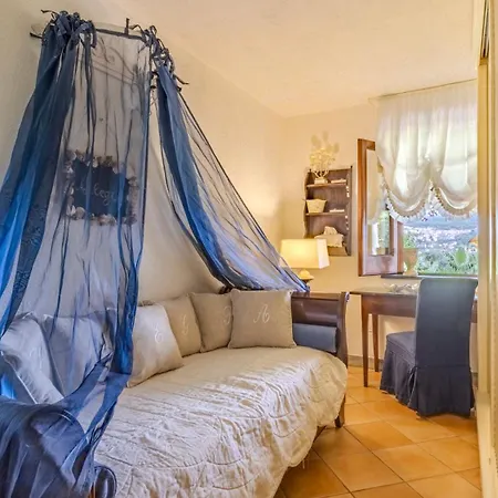 别墅 Bambu' 9&2, Emma *