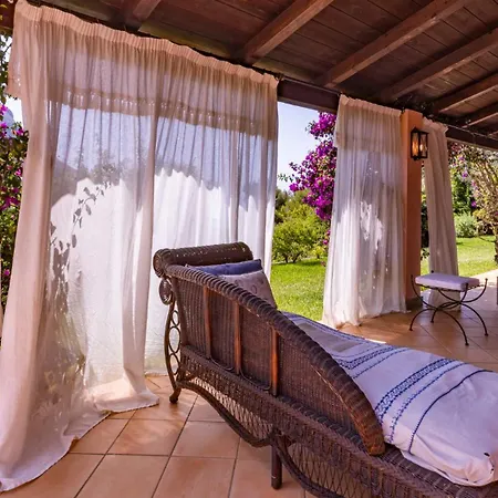 Villa Bambu' 9&2, Emma *